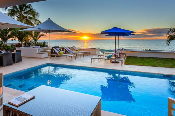 Nirvana - Beachfront 