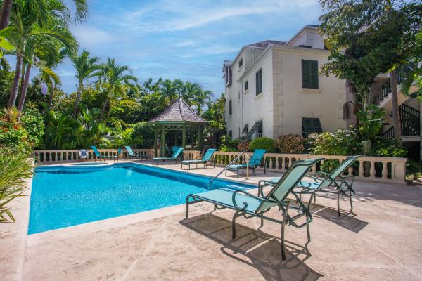 Beacon Hill - 202 Moonshadow