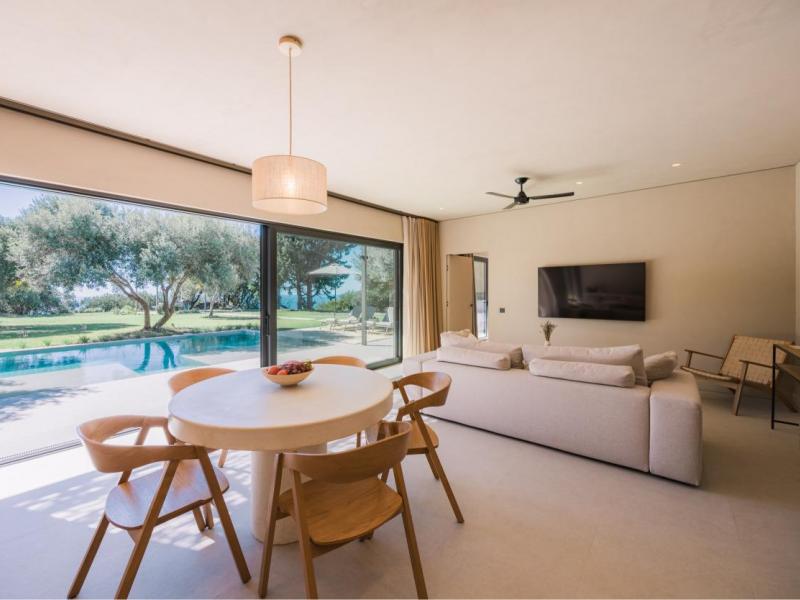 Villa Petrichor , Corfu 