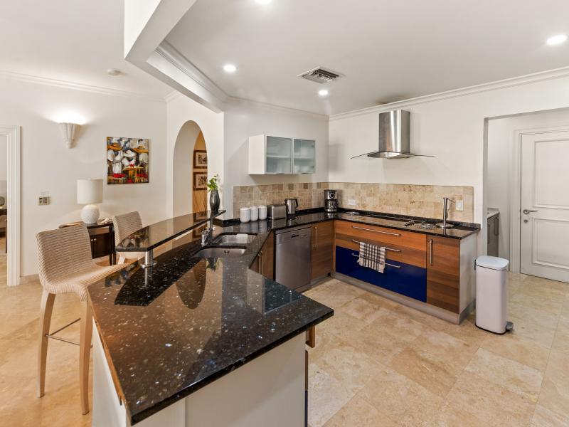 Schooner Bay 106 - Dreamweaver - Beachfront - , Beachfront villas Barbados , Schooner Bay , Speightstown , St Peter , West Coast Barbados 