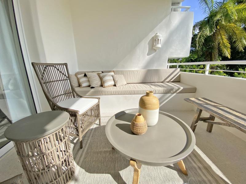 Glitter Bay 213 , Beachfront villas Barbados , Glitter Bay , Porters , St James , West Coast Barbados 