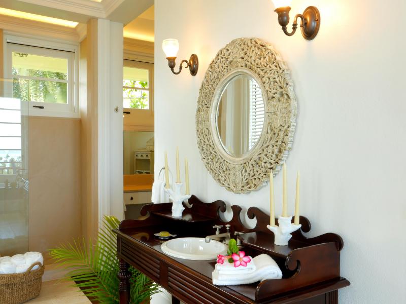 Coral Estate , Long Bay 