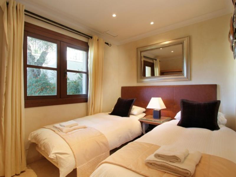 Gran Villa San Pietro , El Madronal 