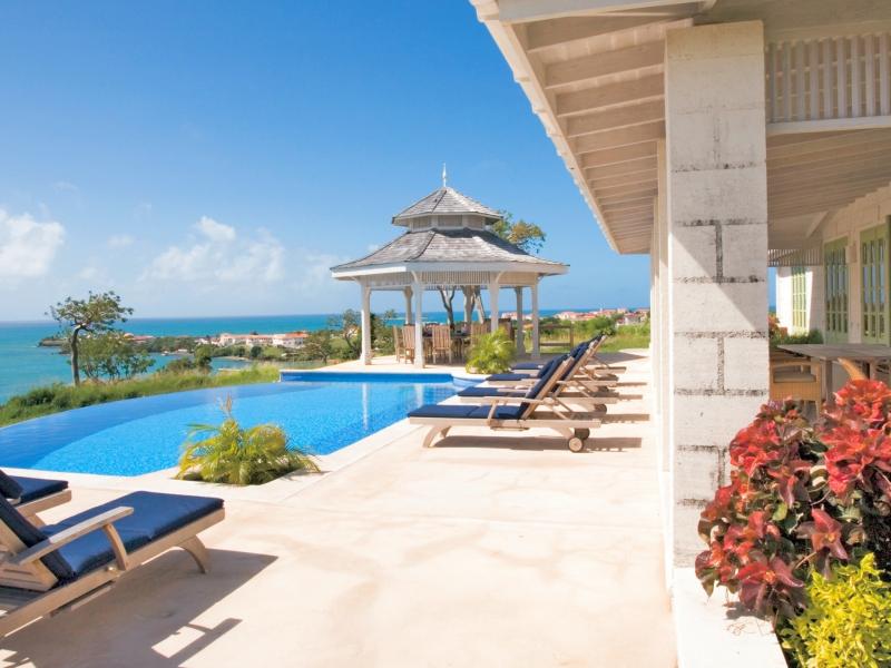 Hummingbird at Calabash , Prickly Bay 