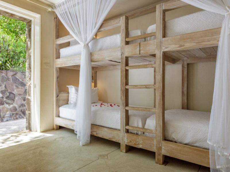 Phibblestown , Honor Bay 