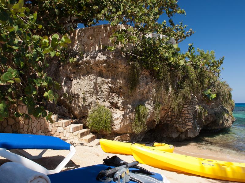 Hidden Bay by the Sea , 