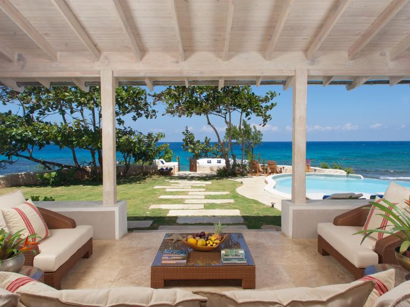 Hidden Bay by the Sea , 