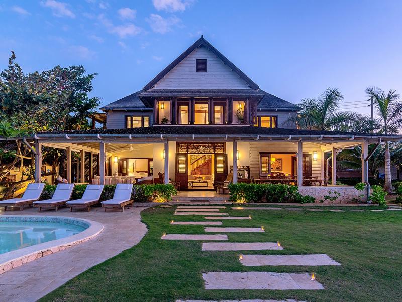 Hidden Bay by the Sea , 