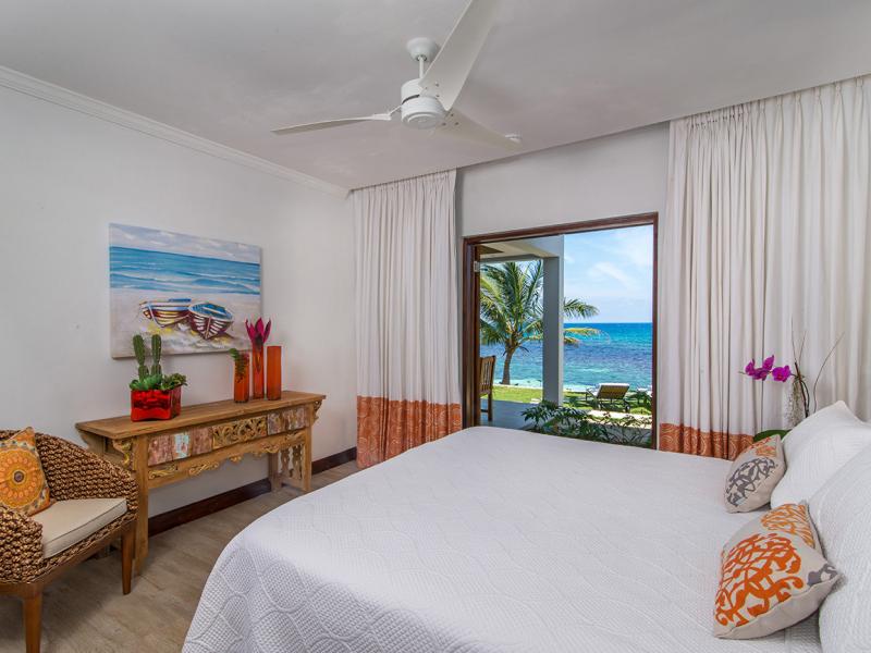 Buttonwood Reef and Sea Biscuit Cottage , Ocho Rios 