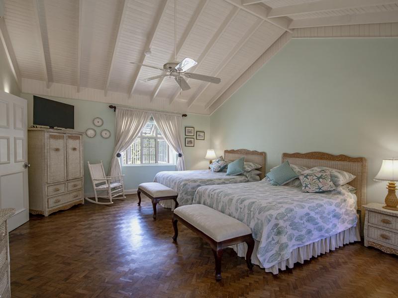 A Summer Place , Discovery Bay 