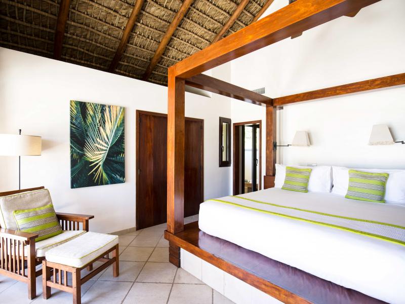 Paradise Beach, Nevis , Nevis 