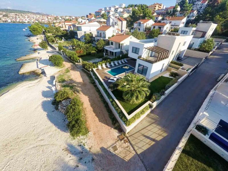 Villa Trogir Twins 2 , Islands , Trogir Riviera 