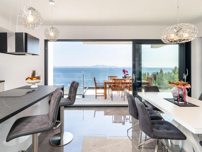 Villa Seaside Haven , Islands 