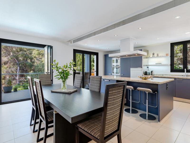 Villa Cantante , Portals 