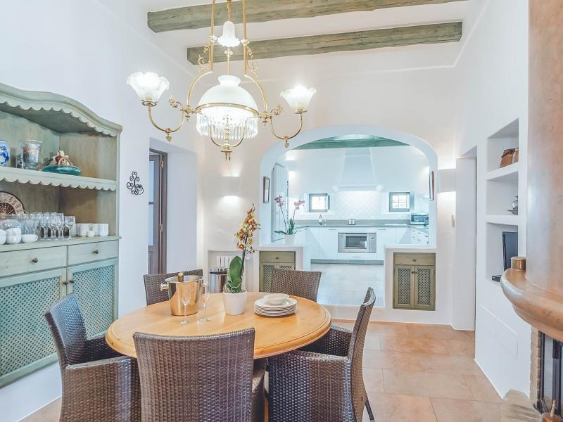 Can Cecilia , Santa Eulalia 