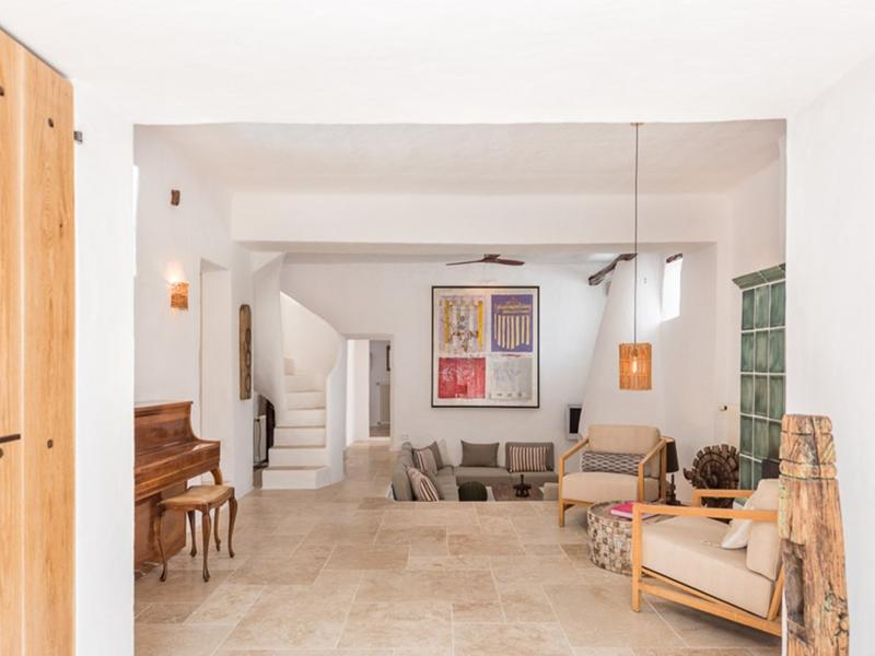 Can Daphne , Santa Gertrudis 