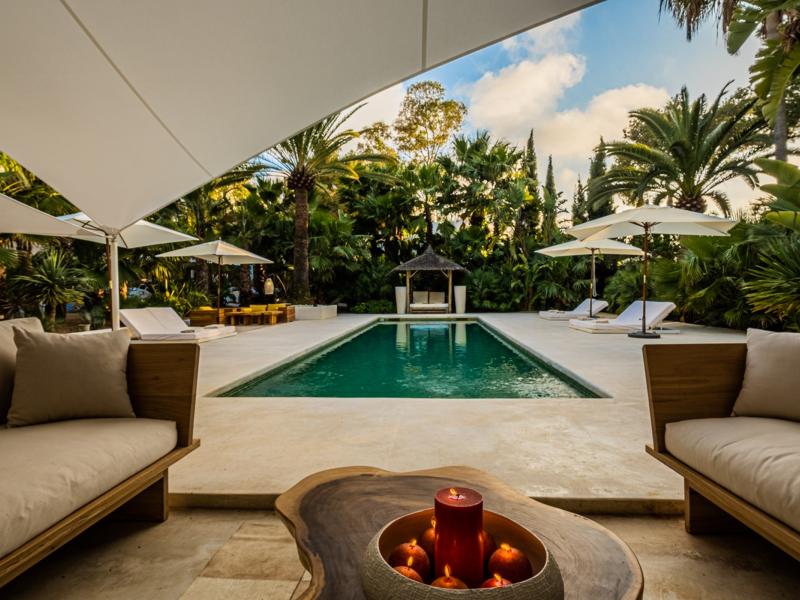 Villa Zola , Roca Llisa 