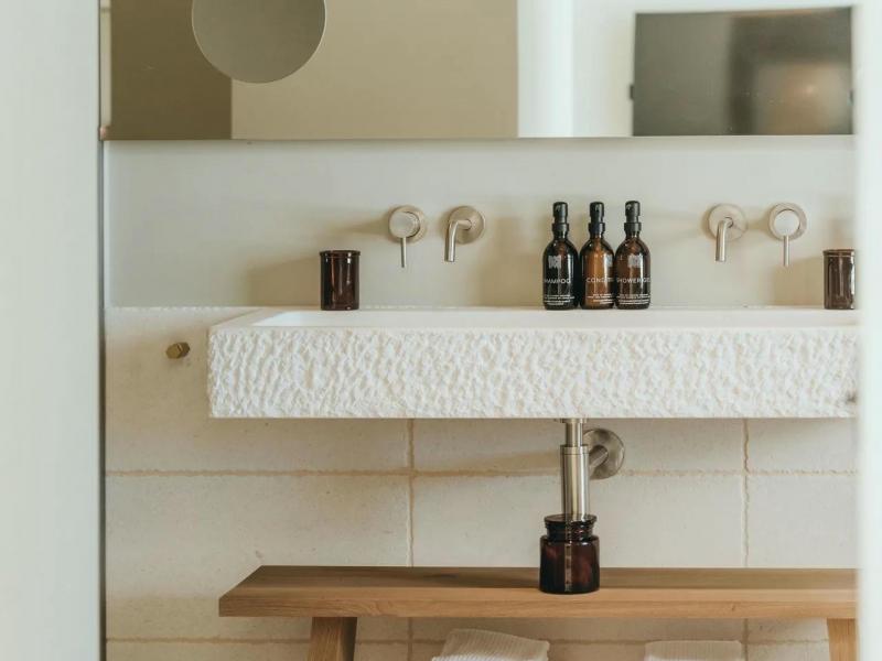 Villa Cascadia , Islands 