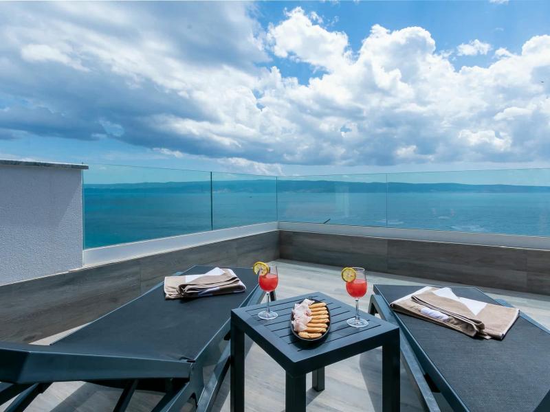 Villa Grande Divina , 