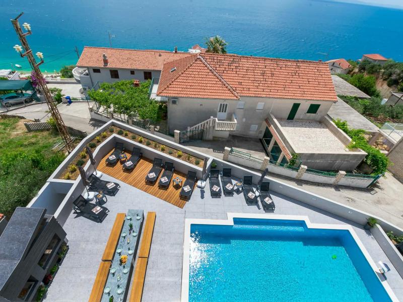 Villa Grande Divina , 