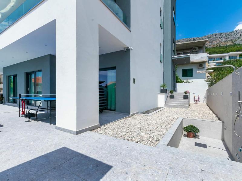 Villa Grande Divina , 