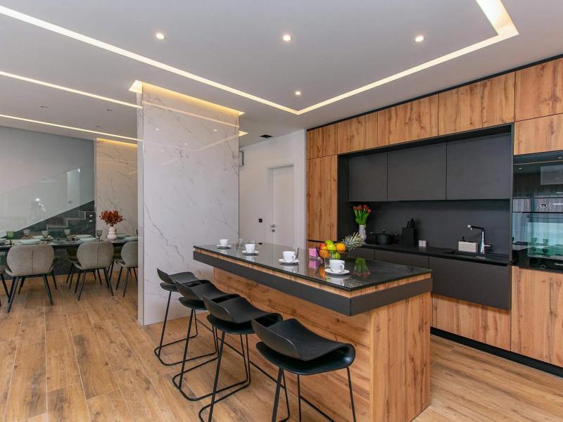 Villa Grande Divina , 