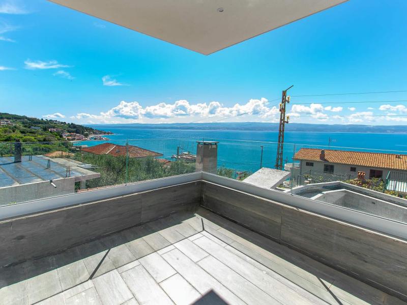 Villa Grande Divina , 