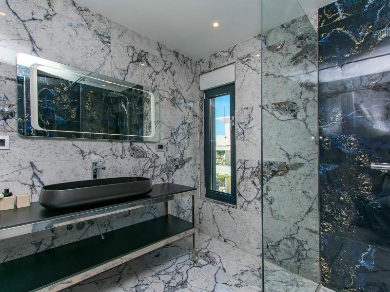 Villa Grande Divina , 