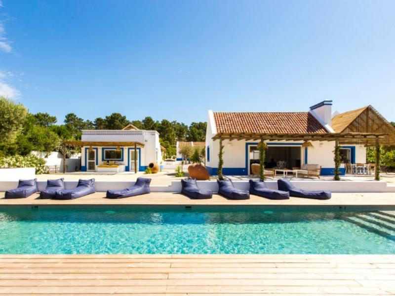 Villa Camarao , Lisbon and coast 