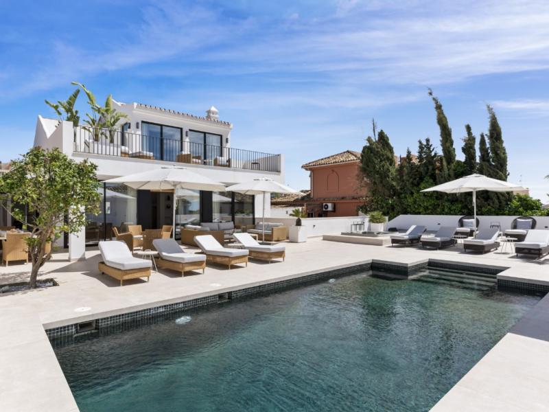 Los Delfines , Marbella 