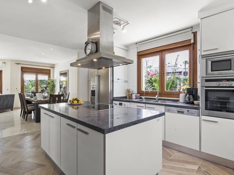 Villa Frondosa , Marbella 