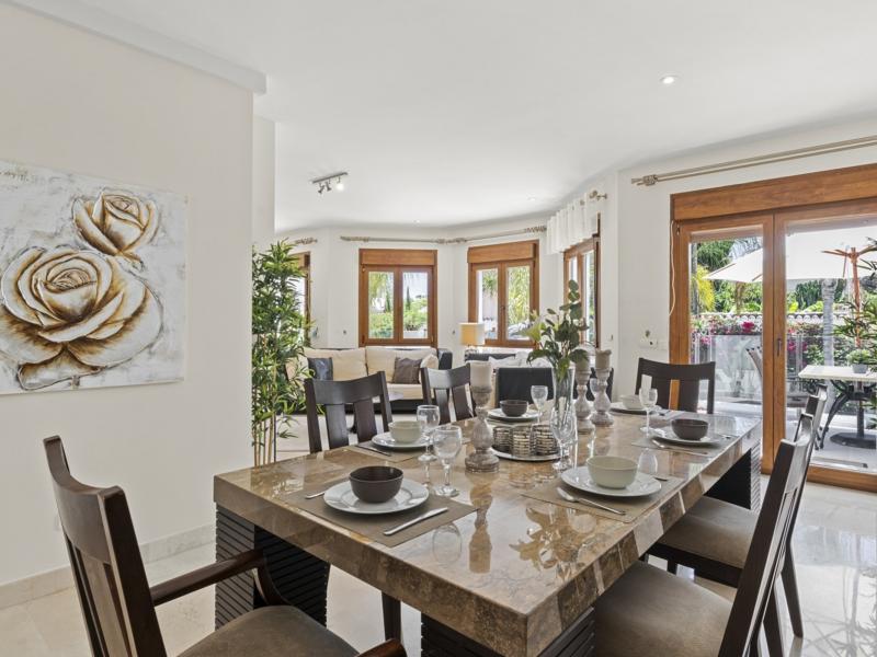 Villa Frondosa , Marbella 