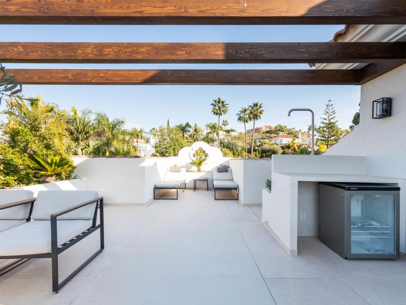 Villa Radiosa , Marbella 