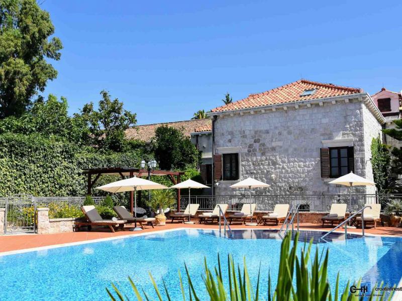 Kazbek Castle , Dubrovnik 