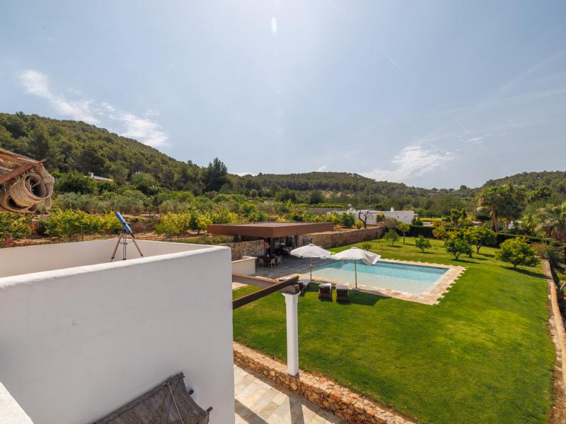 Can Peralta Vell , San Carlos 