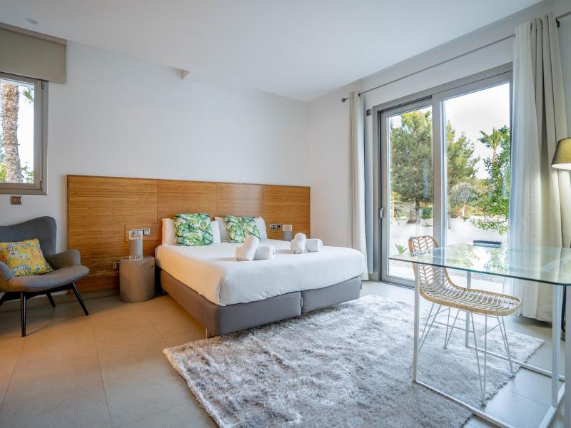 Casa Fourteen , Jesus 