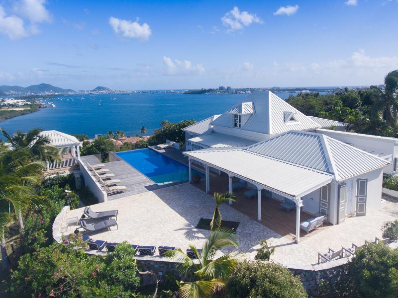 Le Caprice , Terres Basses 