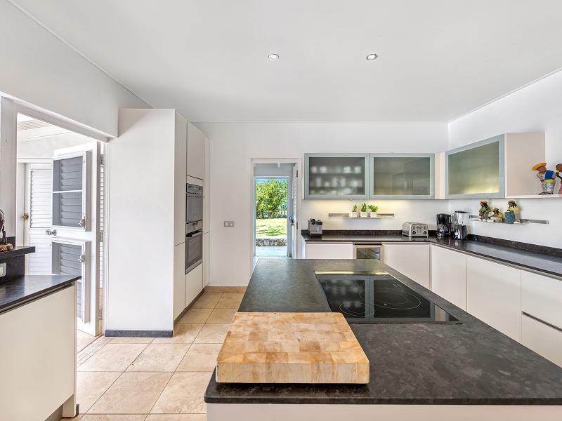 La Pinta , Terres Basses 