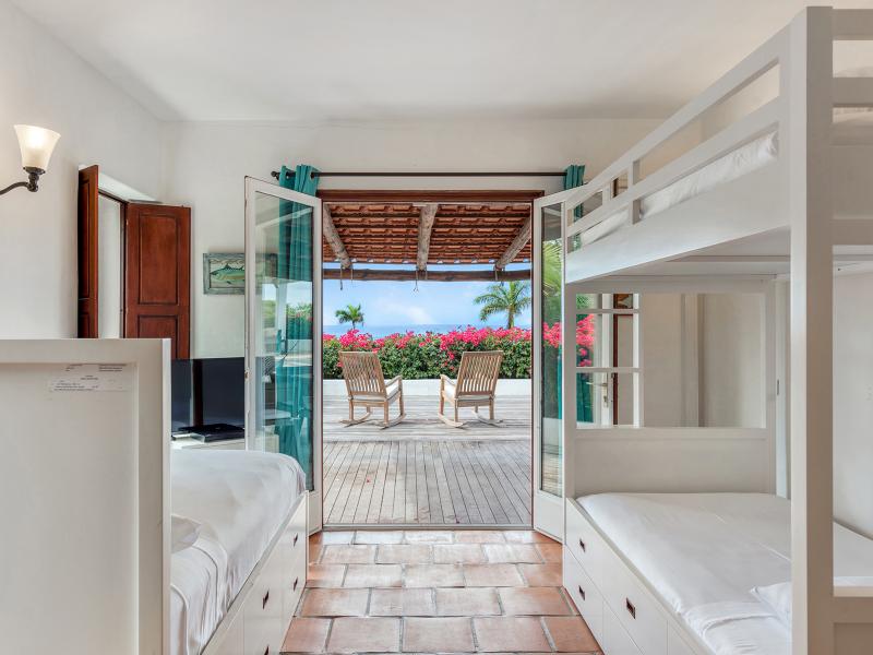 La Hacienda , Terres Basses 