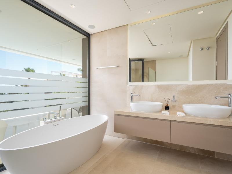 Villa Bergamot , Marbella 