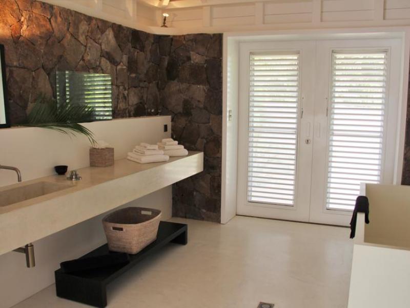 L'Orient Estate , L'orient 