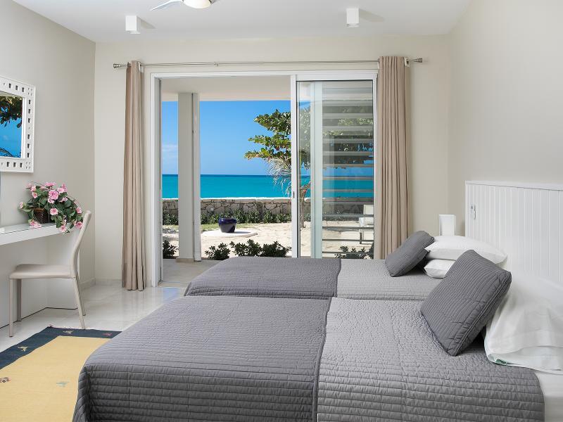 Ecume des Jours , Terres Basses 