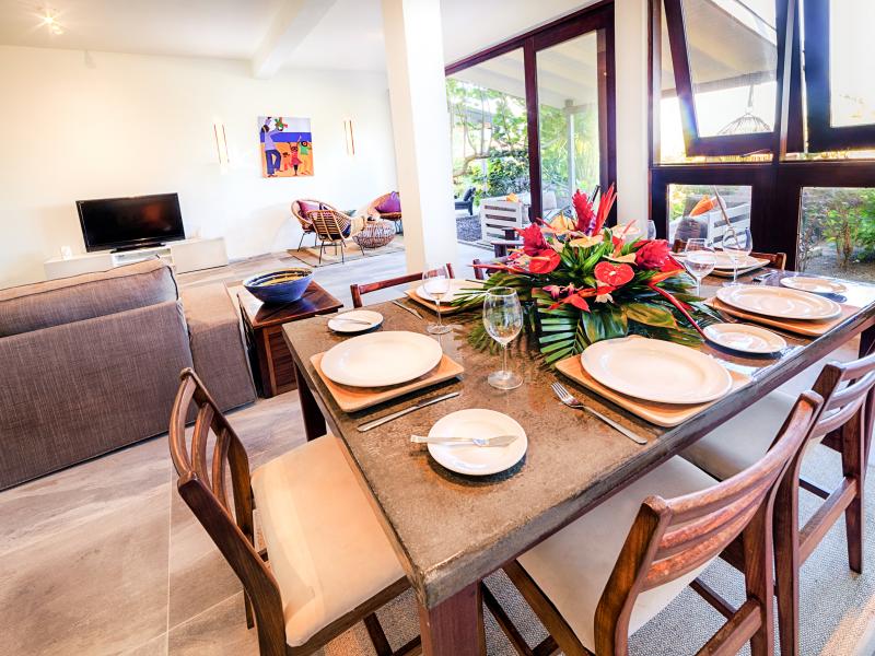  Cocoa Cove Resort , St Georges 