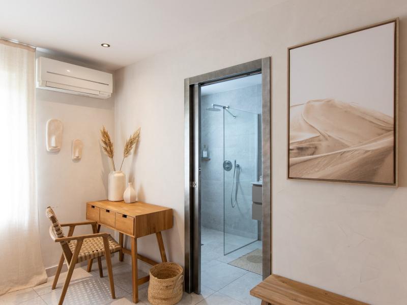 Vogue Art , Orient Bay 