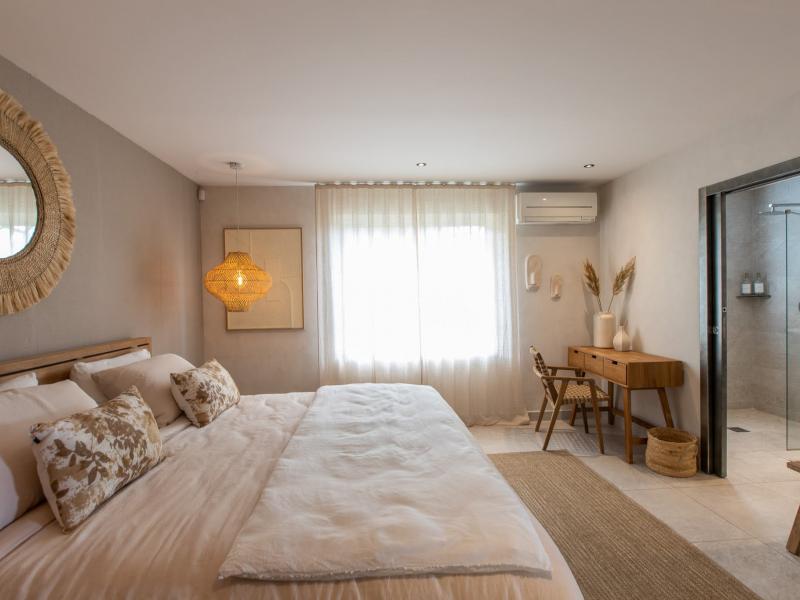 Vogue Art , Orient Bay 