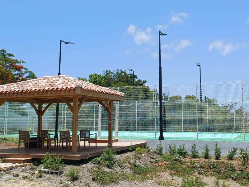 La Hacienda , Terres Basses 