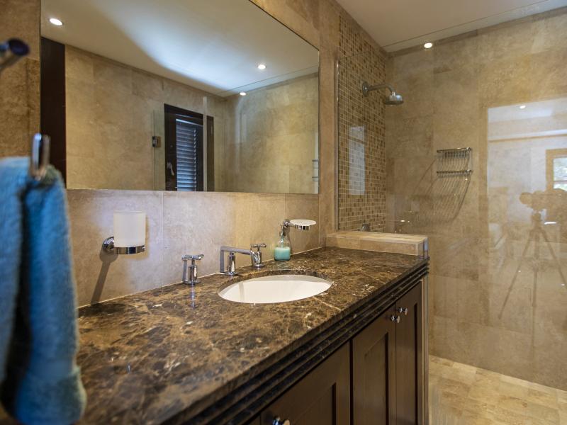 Coral Cove 4 - Green Fields , Beachfront villas Barbados , Coral Cove , Paynes Bay , St James , West Coast Barbados 