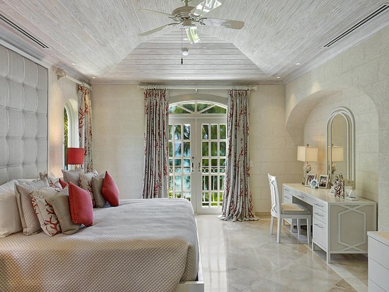 Old Trees 6 - Firefly , Beachfront villas Barbados , Old Trees , Paynes Bay , West Coast Barbados 