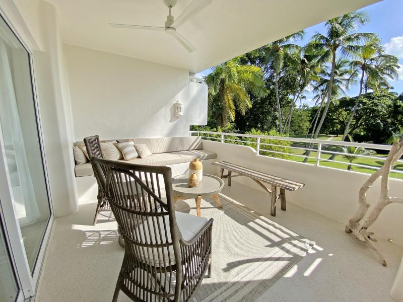 Glitter Bay 213 , Beachfront villas Barbados , Glitter Bay , Porters , St James , West Coast Barbados 
