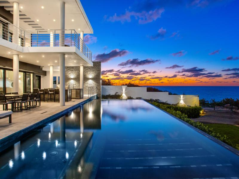 Le Rêve Bleu , Little Bay 